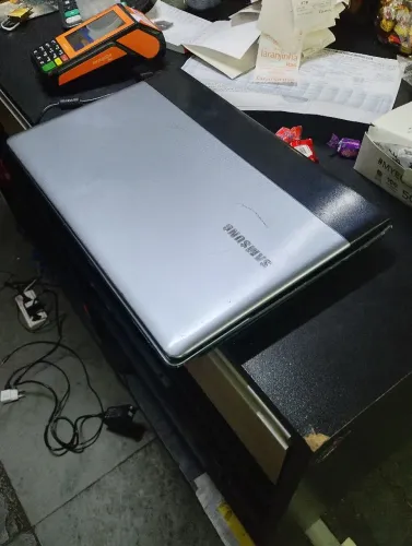 Notebook Samsung core i3