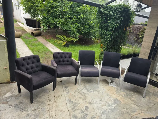 Lote poltronas - estrutura boa para reformar a capa