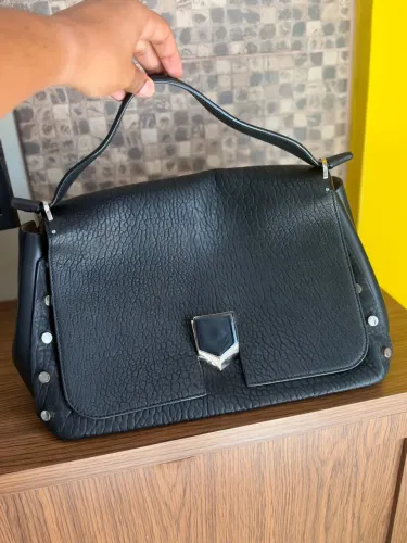 Bolsa Jimmy Choo Lockett Shoulder Bag - Couro com Tachas