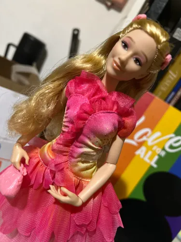 Boneca glinda descrição