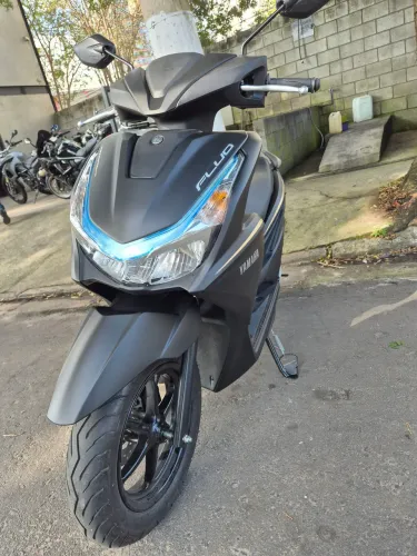 Yamaha Fluo ABS 2027 | 970 km | Estado de Zero | Abaixo da FIPE