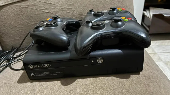 X-box 360 (com defeito na peça NAND)