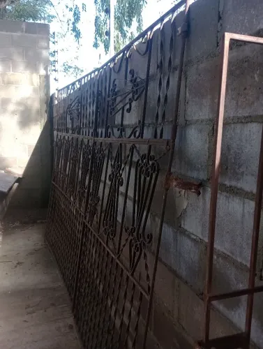 Portão de ferro
