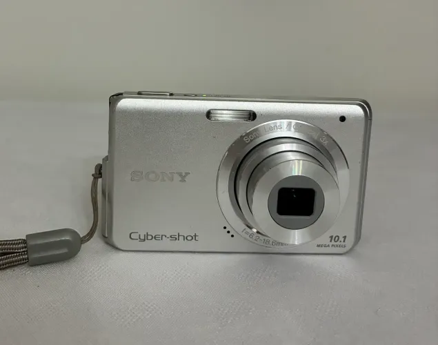 Câmera Sony Cyber-shot DSC-W180