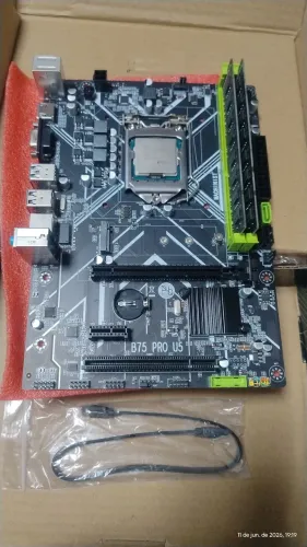 Placa mãe B75 pro u5