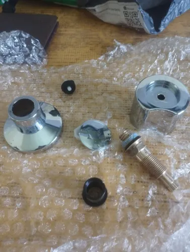Acabamento de registro de banheiro C40  ABS Padrão Deca de 1/2 e 3/4 + Reparo 