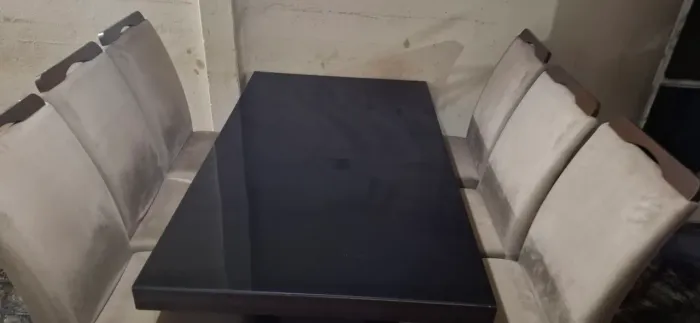MESA DE 6 CADEIRAS