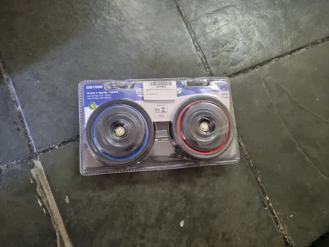 par de buzinas automotivas