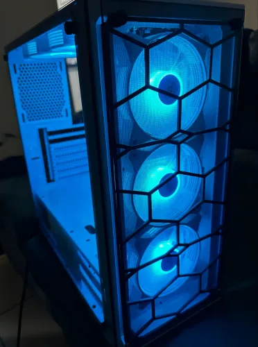 Gabinete Redragon Wheel Jack Branco + 5 Fans Aigo ARGB com Controladora