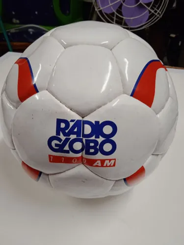 Bola futebol promocional rádio globo