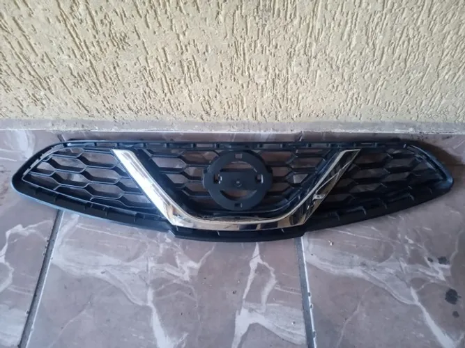 Grade Nissan New March