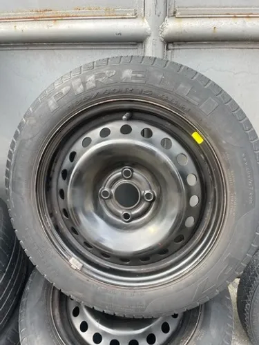 Jogo de rodas gm prisma/onix/Cobalt/sonic/agile 185/60/15 pneus pirelli p7