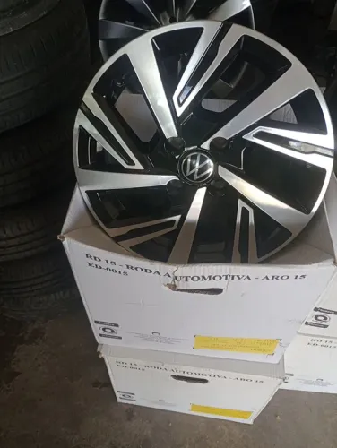 Rodas Aro 15 VW - Novas-Lancçmento