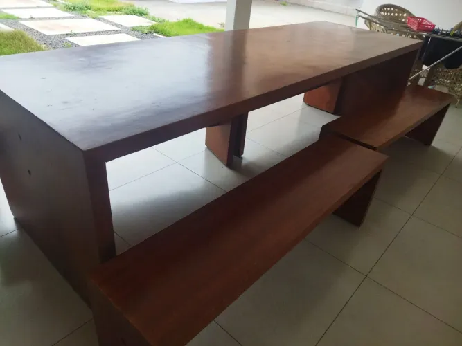 Mesa área externa churrasqueira, de madeira maciça -Angelim, de 3 metros com 04 bancos