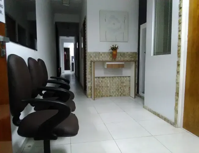 Sala comercial mobiliada e climatizada. Direto com o proprietário.