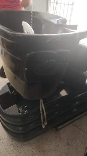 LAVATÓRIO PROFISSIONAL COM CUBA GRANDE - USADO