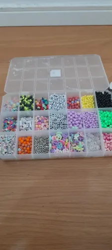 Kit de miçangas para pulseiras e colares
