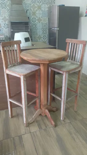 MESA BISTRÔ ALTA COM 2 CADEIRAS