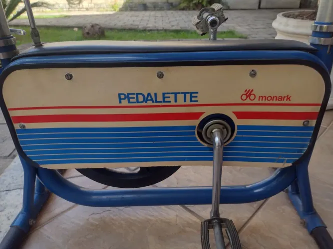 Bicicleta ergométrica pedalette da Monark muito nova.