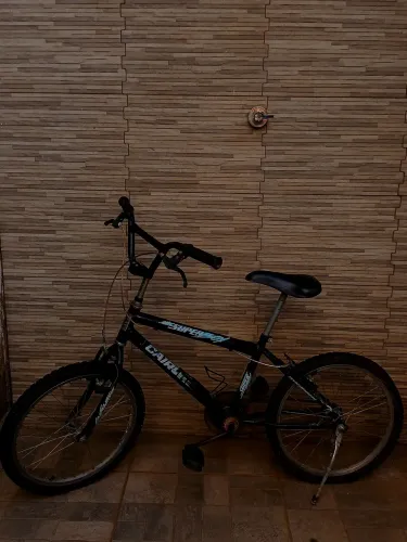 Bicicleta caloi usada