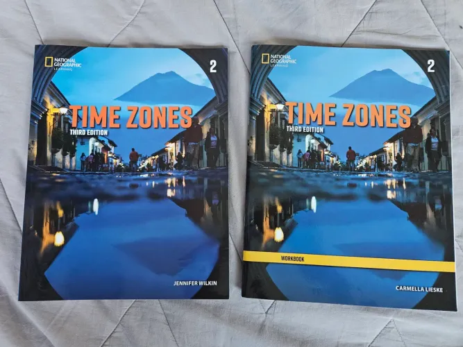 Livro de ingles National Geographic time zones 2 third edition+ workbook.