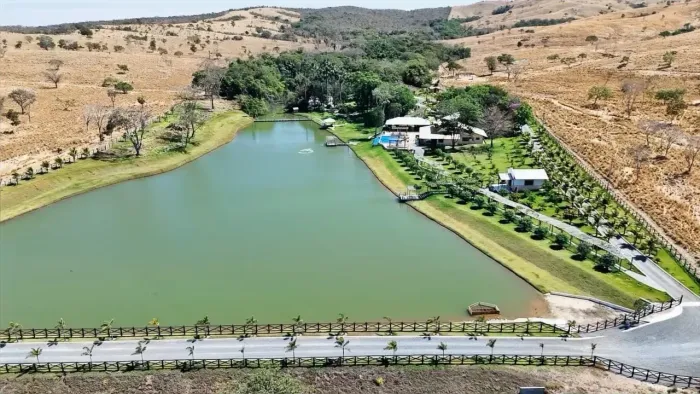 Fazenda de luxo 180 alqueires em Pirenópolis-GO