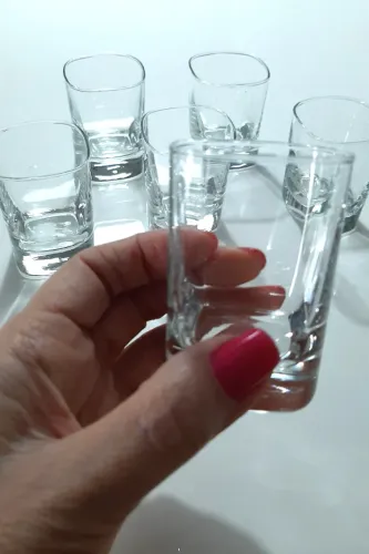 Copos de cristal Hering para licor