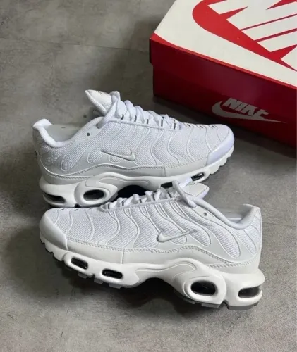Tênis Nike Air Max Plus Branco TN