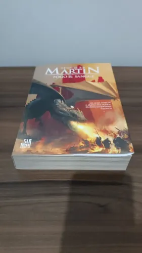 FOGO & SANGUE - GEORGE R R MARTIN