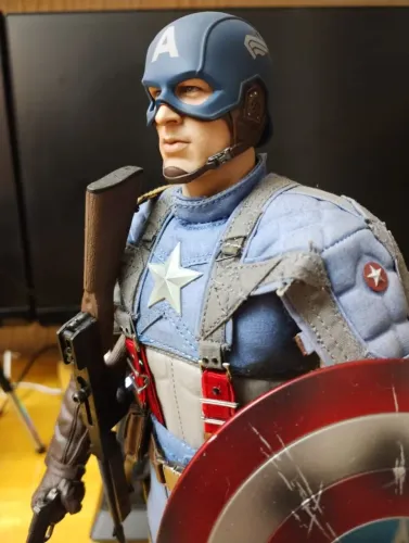 Capitão América 1°Vingador Hot Toys