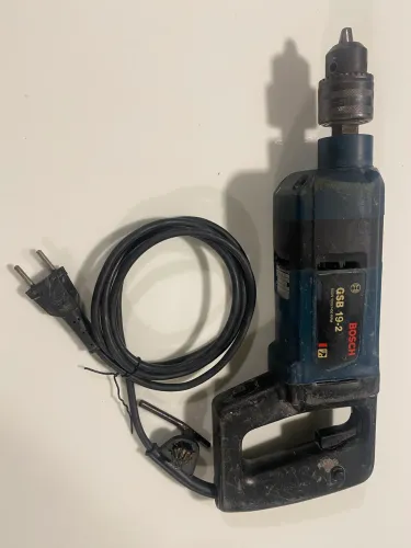Furadeira de Impacto BOSCH GSB 19-2 1186.0. 0601186078