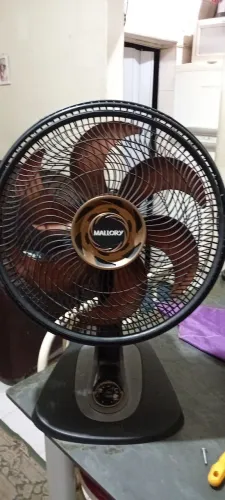 Ventilador de mesa Mallory 40cm Turbo perfeito Dimer