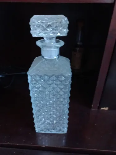 Garrafa de cristal elegante