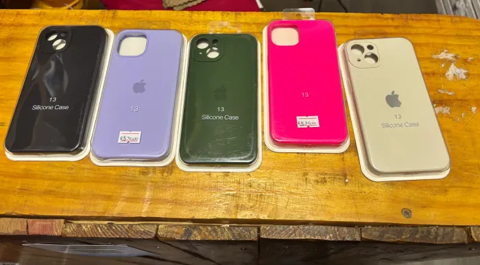 Capinhas IPhone 13