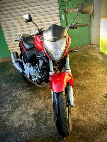 Cb300 vermelha
