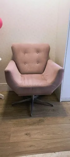 Poltrona Giratória
