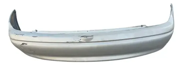 Parachoque Traseiro Corsa Sedan 1998 1999 2000 Detalhe