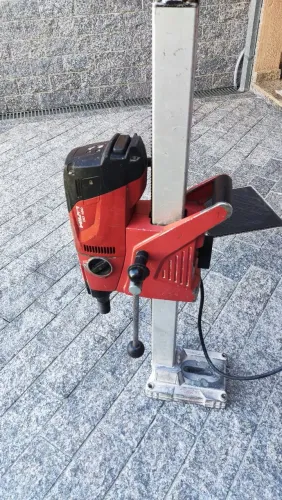 Perfuratriz de Coluna Hilti DD 160