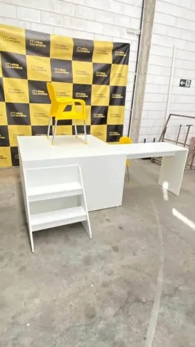 Pedicure station Mesa 80x110x50 Plataforma