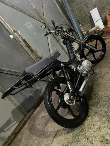 Vendo mobilete 4 tempos