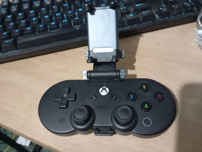 Controle 8bitdo SN30 Pro