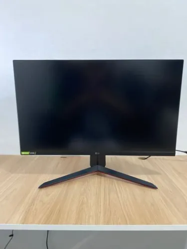 Monitor LG 27" - IPS - 144hz - Full HD - 1mes de resposta