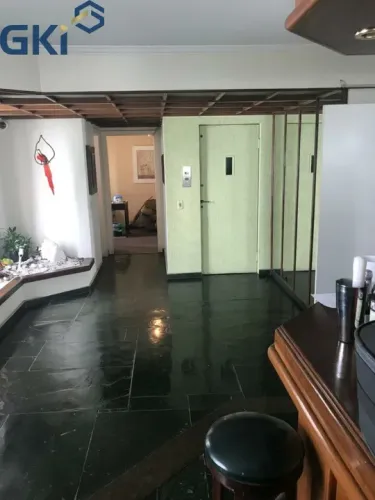 Paraiso, próximo à Rua Abilio Soares, 240m² AU, 3vagas de garagem