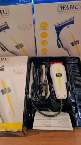 Máquina De Cortar Cabelo Wahl Super Taper Profissional