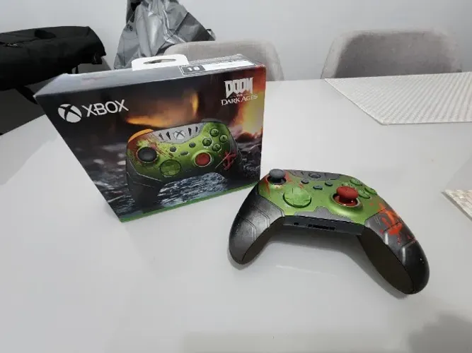 Controle Sem Fio Xbox Doom: The Dark Ages Le Color Green Verde