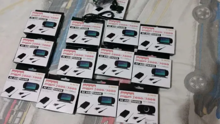 Carregador de psp novo na caixa bivolt