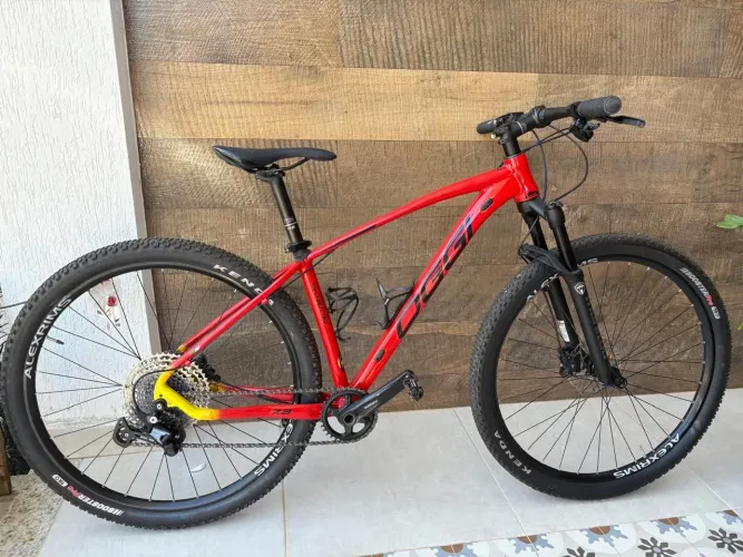 VENDO MTB Oggi Big Wheel 7.3 - Ano 2023 - Aro 29 - Tamanho 17