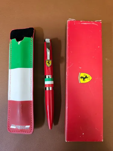 Caneta Ferrari Oficial