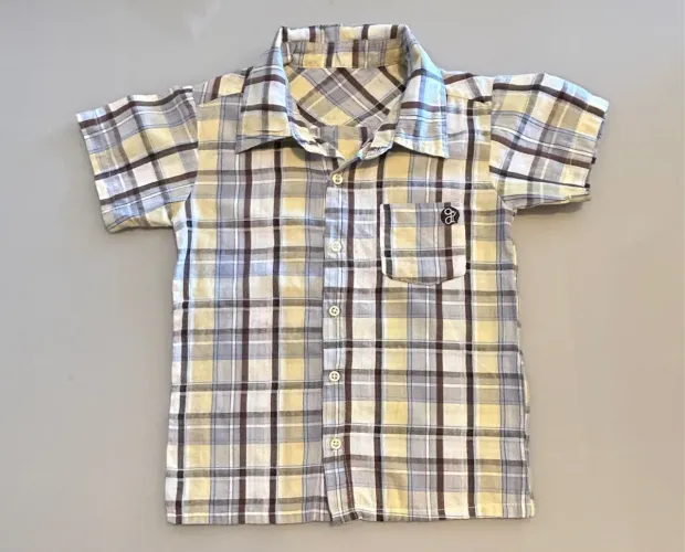 Camisa xadrez infantil 2 e 3 anos. 