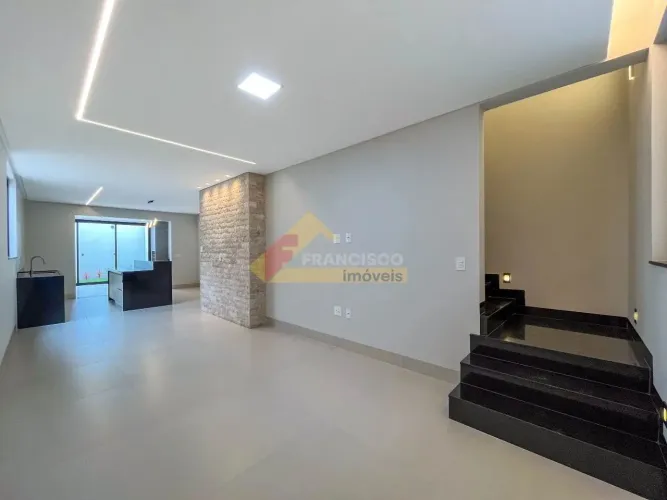 Casa à Venda em Divinópolis (Bairro Fábio Notini) 3 Quartos, Espaço Gourmet, Financiament